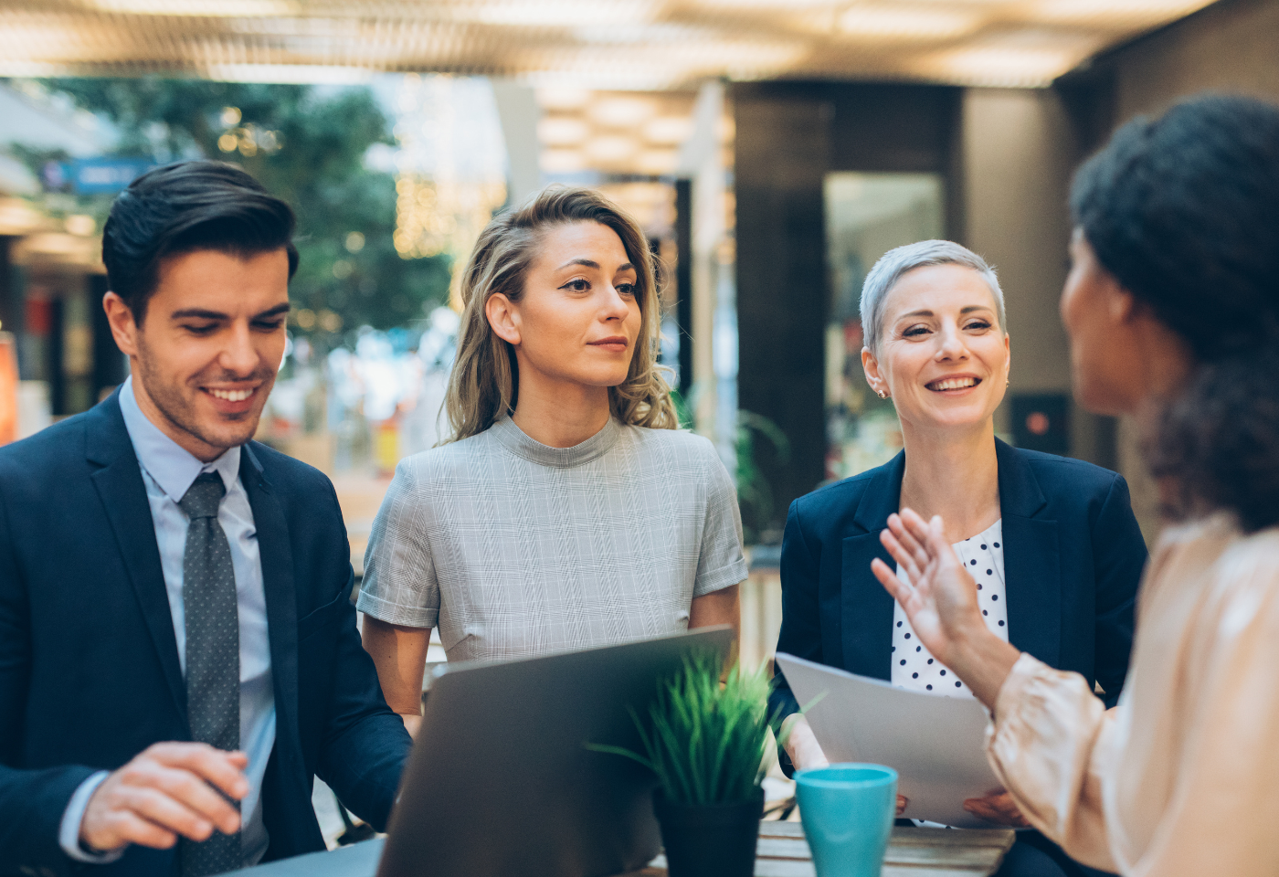 Infographic: 7 steps to Achieve Service Excellence