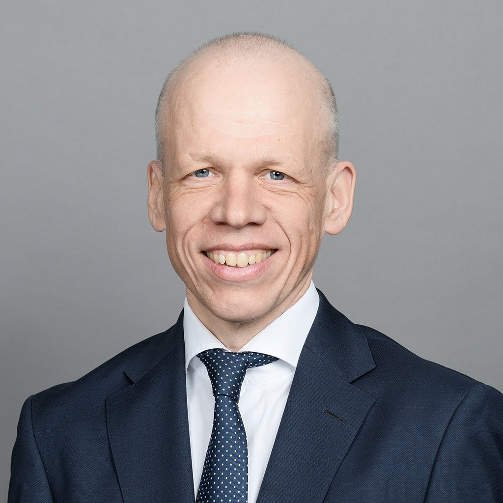 Dr Steffen Raub